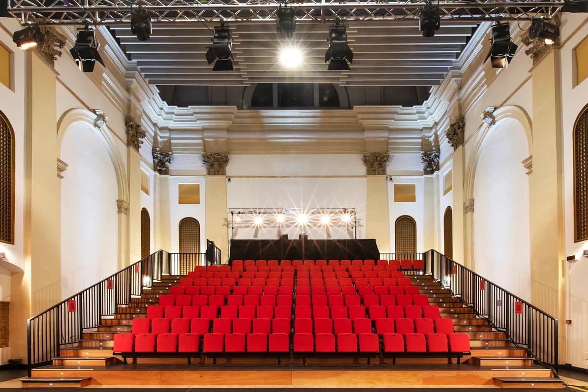 Riqualificazione ed efficientamento energetico del sistema di climatizzazione del teatro Maddalene