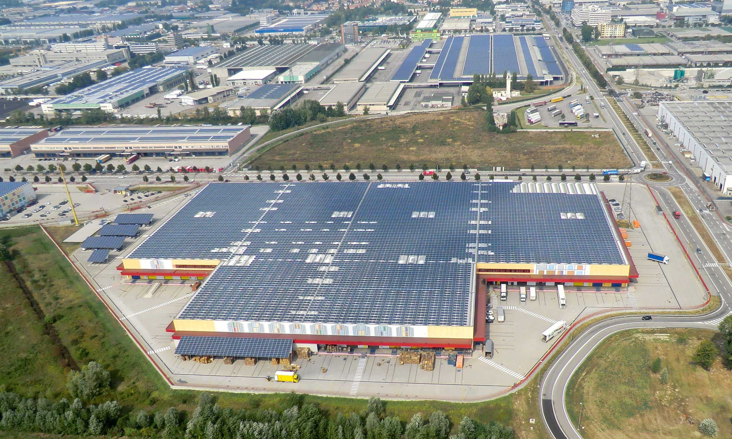 Produzione ed accumulo di energia elettrica da impianti fotovoltaici